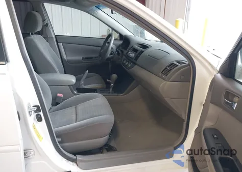 2005 Toyota Camry Le from USA, damaged, VIN 4T1BE30K75U552197